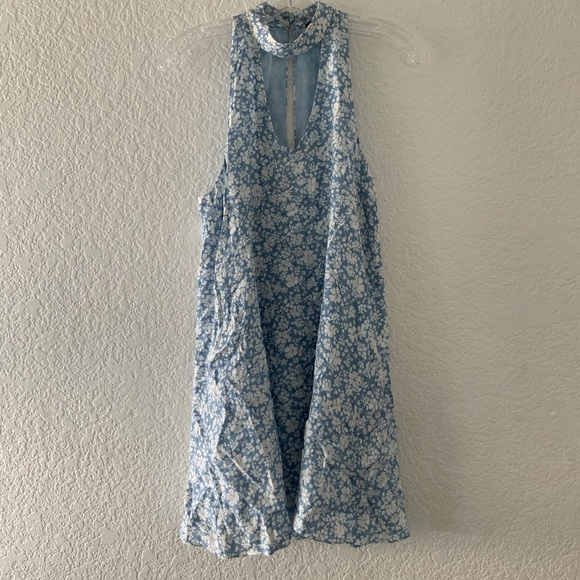 LU LU’s - Shop Now - Picture 4 of 11